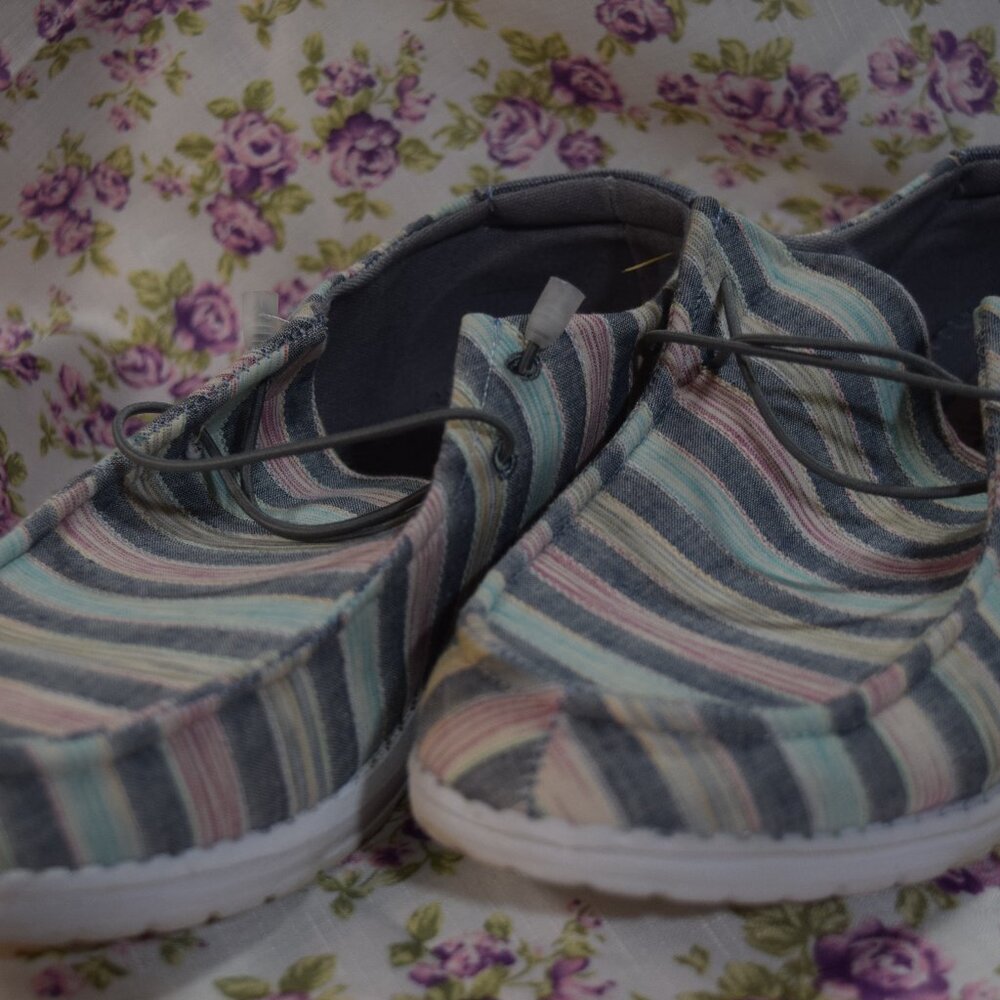 Trail River Canvas Deck/Topsiders Shoes, Size 10